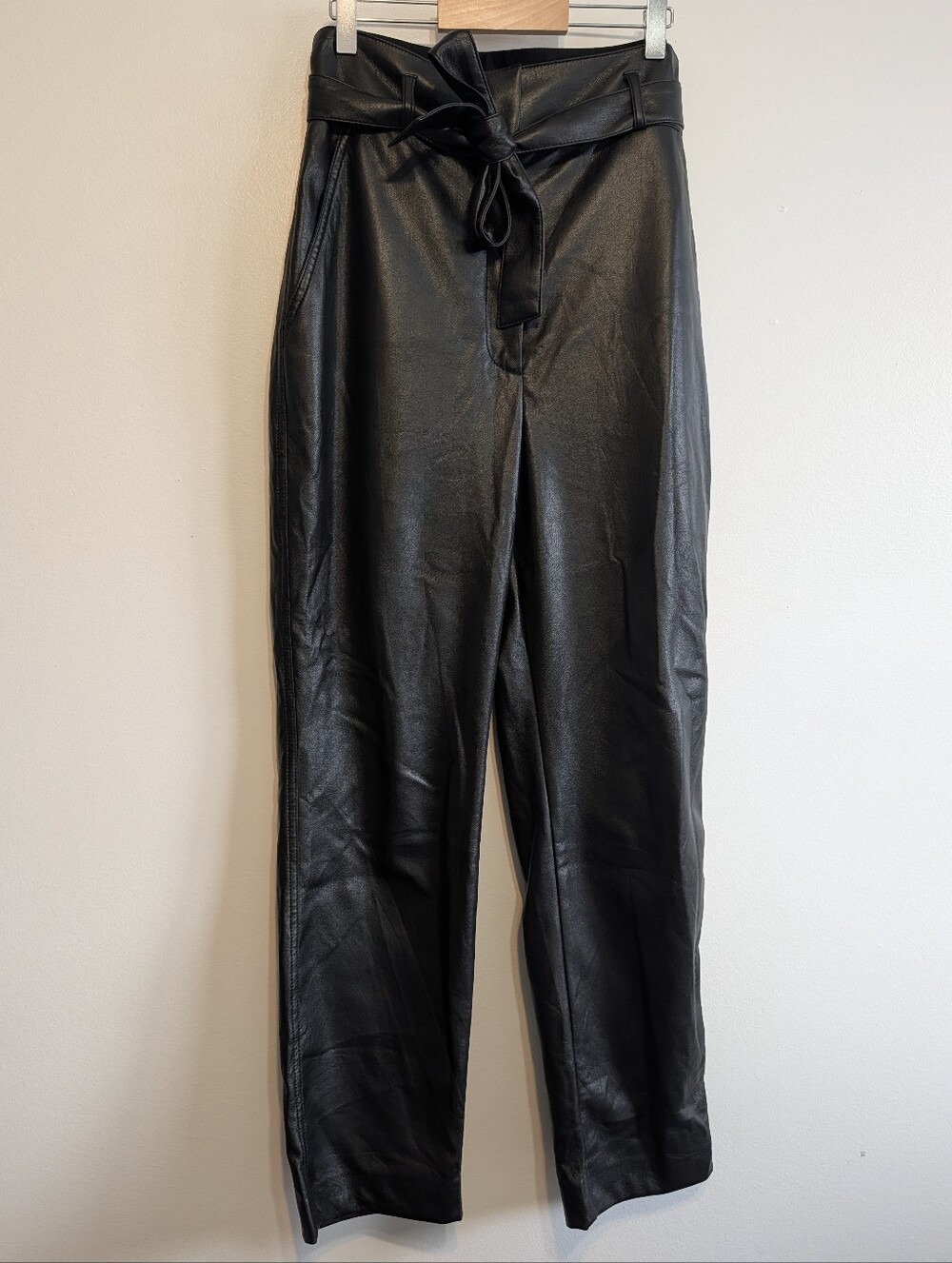 Aritzia Babaton Black Vegan Leather Wide-Leg Paperbag Pants Tie Waist Size 8